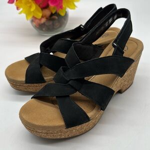 Clarks Collection Black Leather Cork Sandal Size 8 MCS7282N